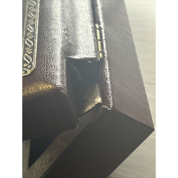 Vintage Dufonte Lucien Piccard Gold Tone Ladies Watch Square 1976 - Picture 4 of 5